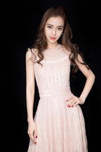 杨颖吃瓜看娱乐圈,吃瓜看热闹，笑谈明星幕后故事